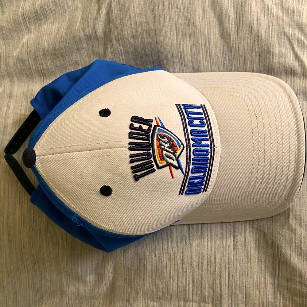 Men’s SnapBack Hat.